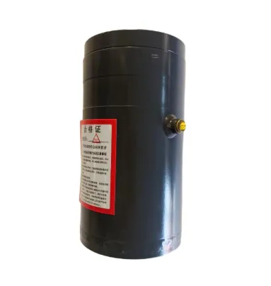 Weight Reduction with Carbon Fiber Hydraulic Cylinder