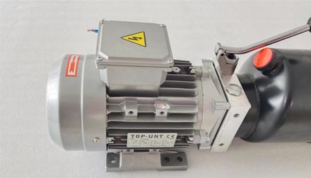 1.5 ton lifting cylinder 70/82-40-290-535