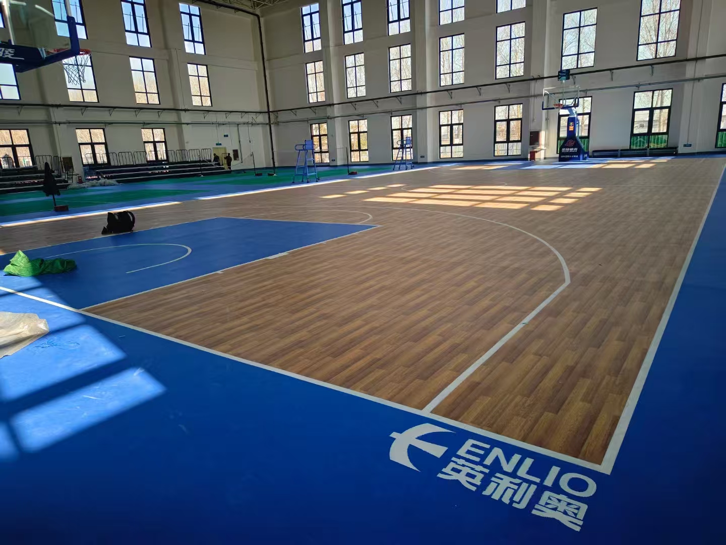 Vinyl Wood Flooring: Durable, Waterproof, Easy Installation