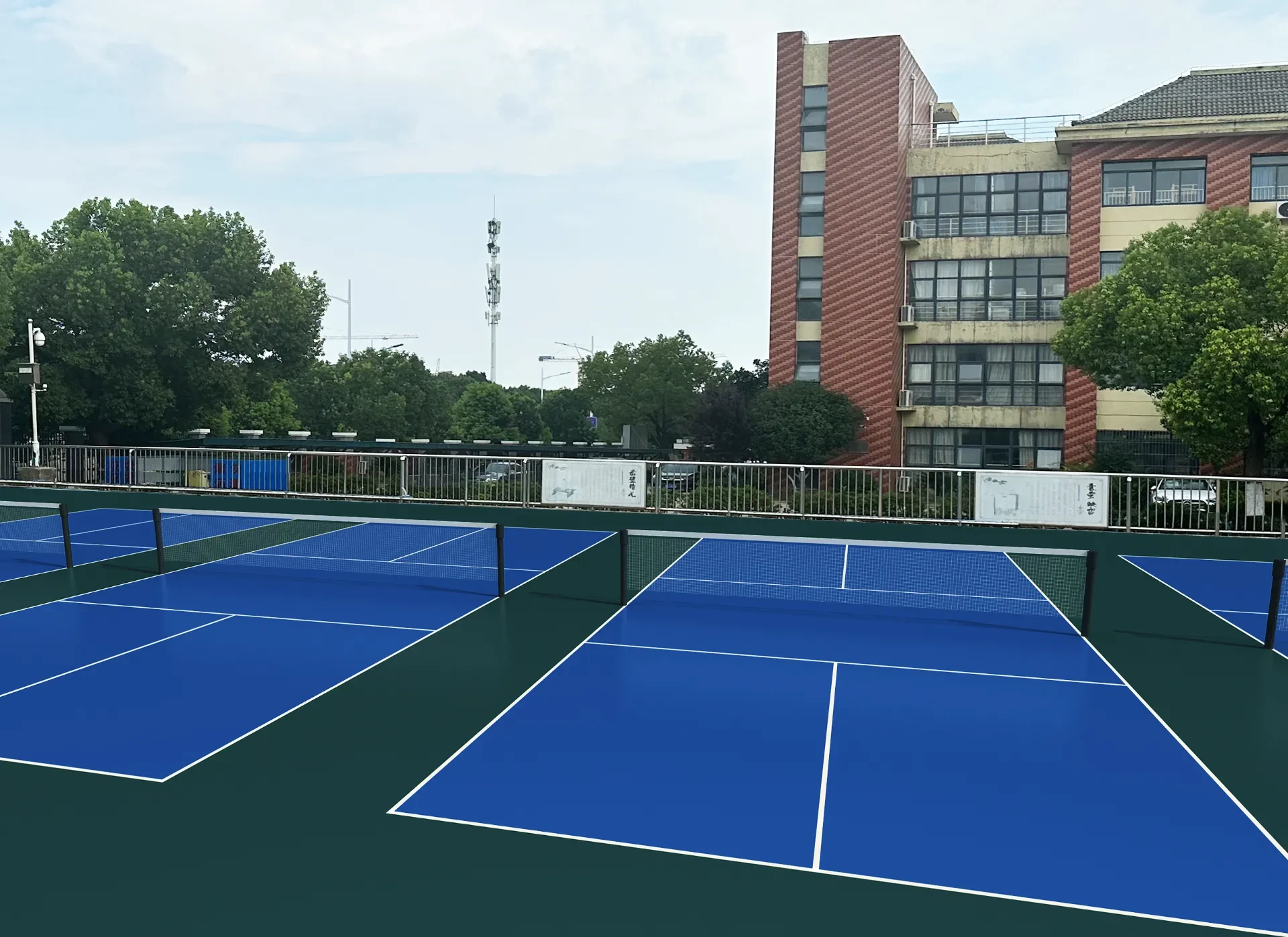 Outdoor Pickleball Court Tiles