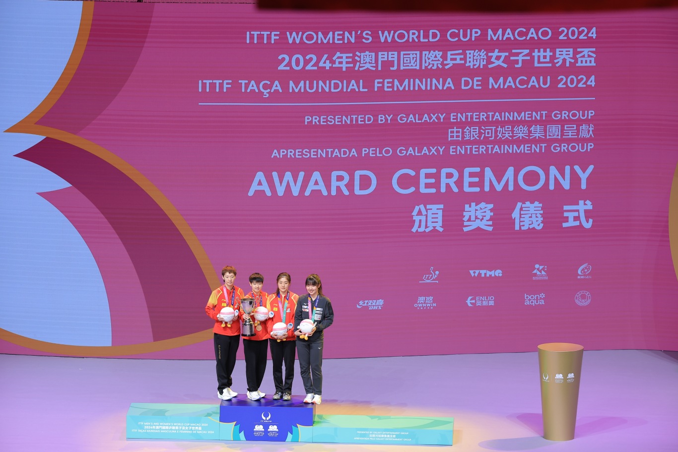 basketball goal wall mount