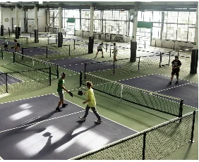 2.5mm Double-Layer Textured Pickleball Court Flooring for Sale: How High-Density Anti-Slip Particles Safeguard School Sports Safety