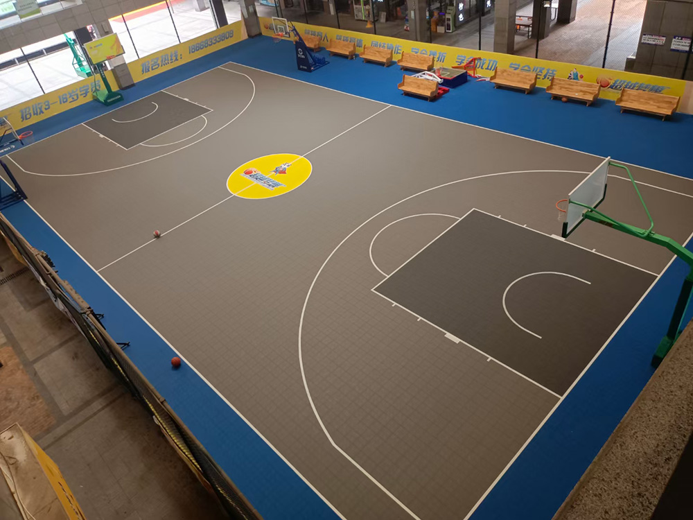 Versatile Thick Folding Gym Mat for Comfortable Workout Sessions and Easy Storage