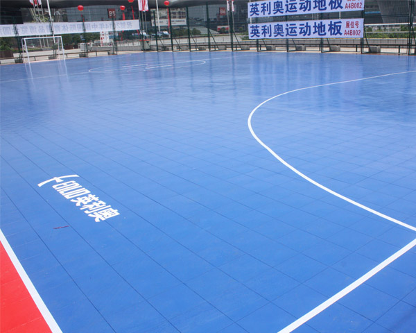 Durable Flooring Solutions for High Traffic Commercial Spaces to Enhance Longevity and Aesthetics