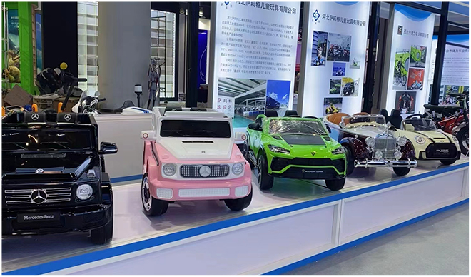 High-Quality Electric Scooter Featuring Large Wheels Available for Purchase Today