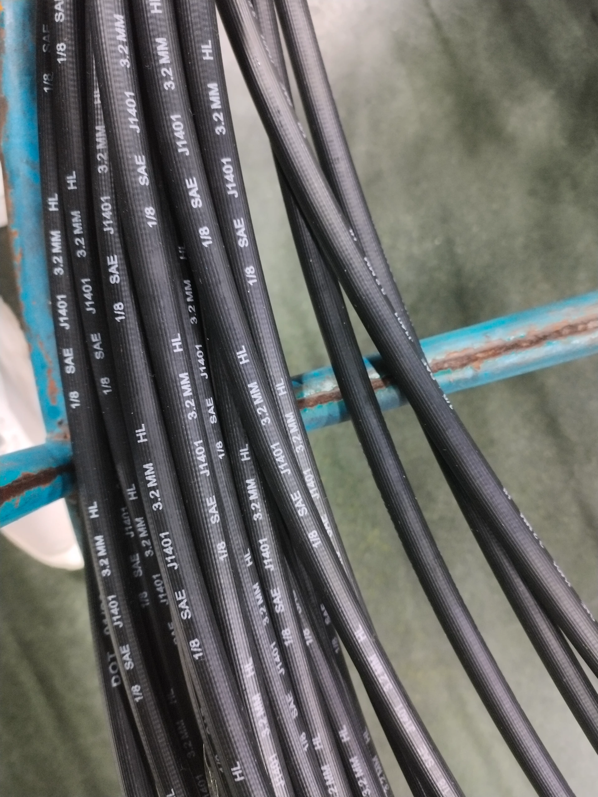 High-Performance Fuel Line Hoses for Enhanced Pressure and Durability in Automotive Applications High-Performance Fuel Line Hoses for Enhanced Pressure and Durability in Automotive Applications