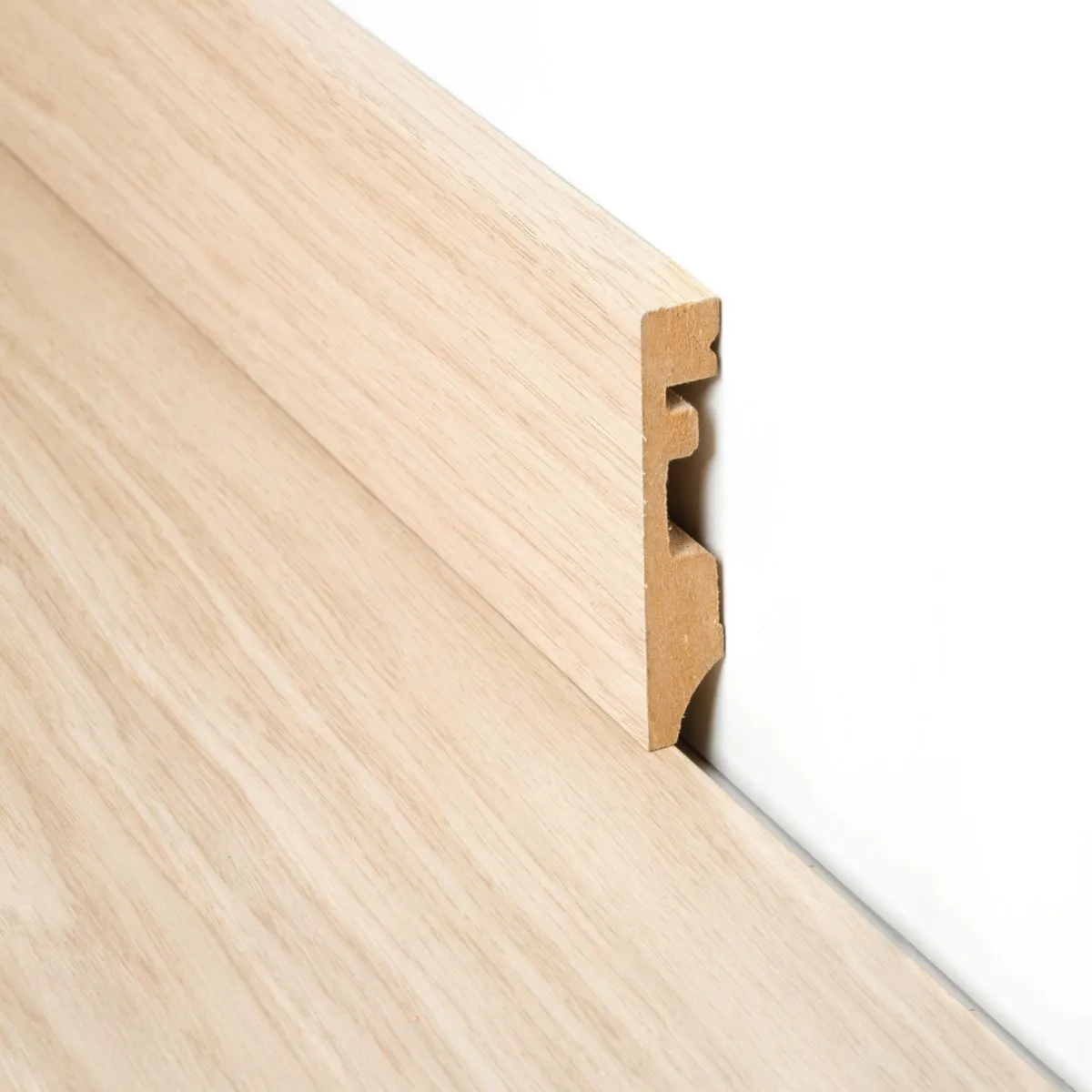 Kommercielle bygningsplaner til kontor- og detailbutikker i moderne design. Kommercielle bygningsplaner til kontor- og detailbutikker i moderne design.