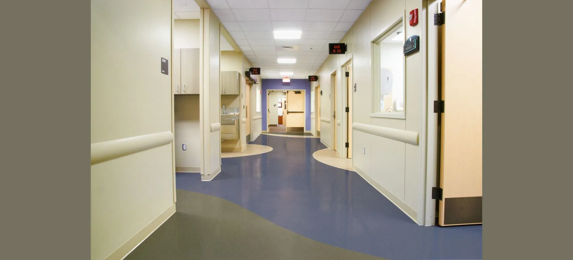 Stylish Rugs and Home Furnishings for a Cozy Living Space