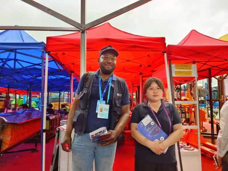 Máquina de Colheita de Energia Eficiente e Sustentável para Aumentar a Produtividade Agrícola