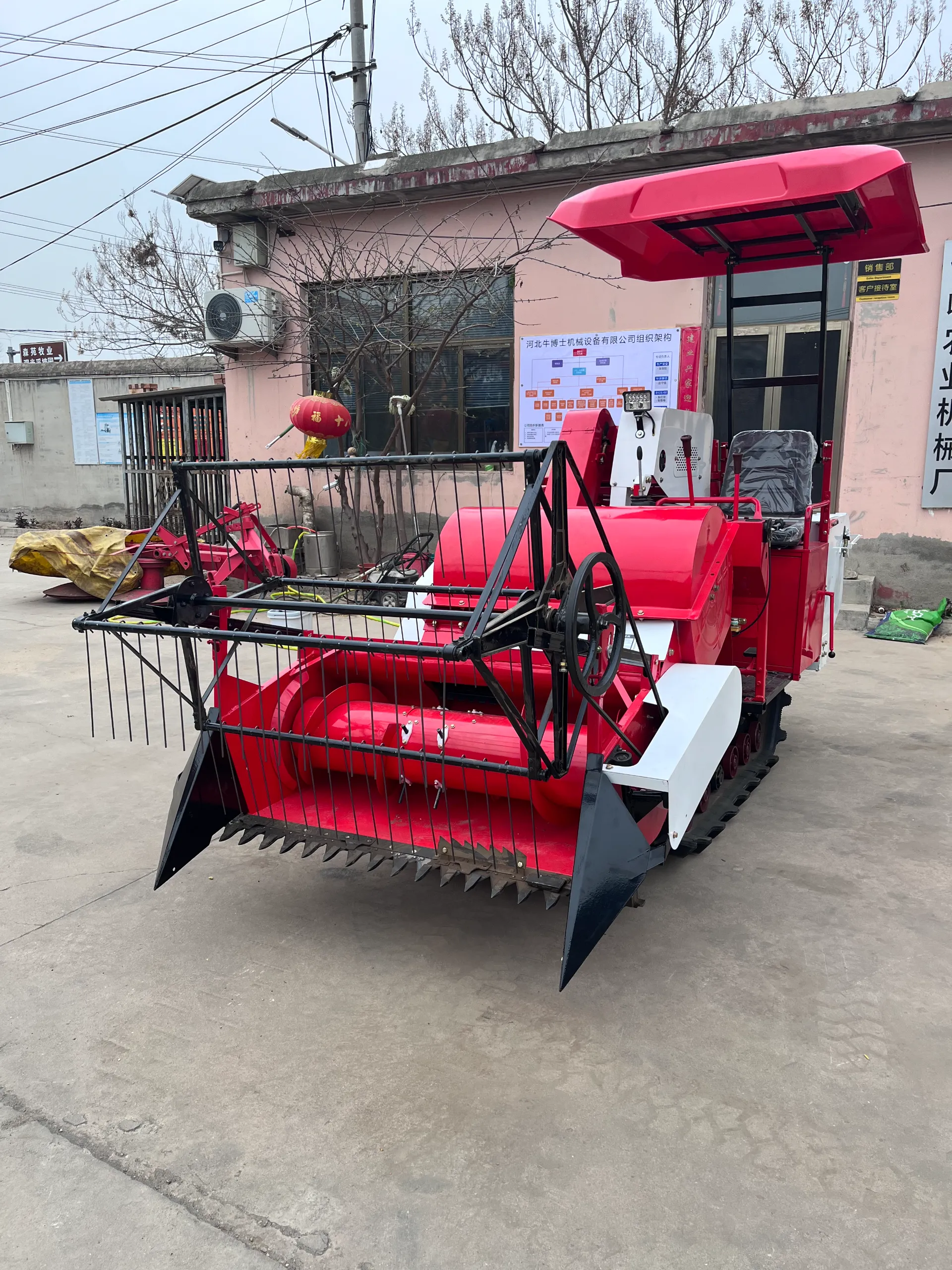 small corn harvester machine