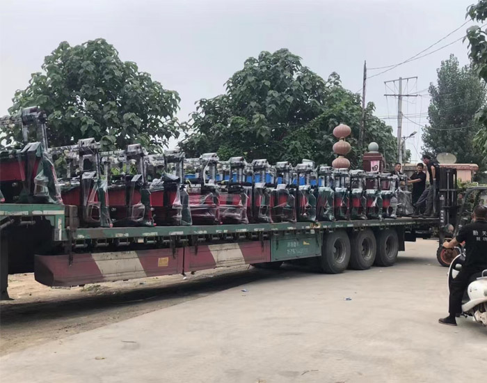 small farm combine harvester