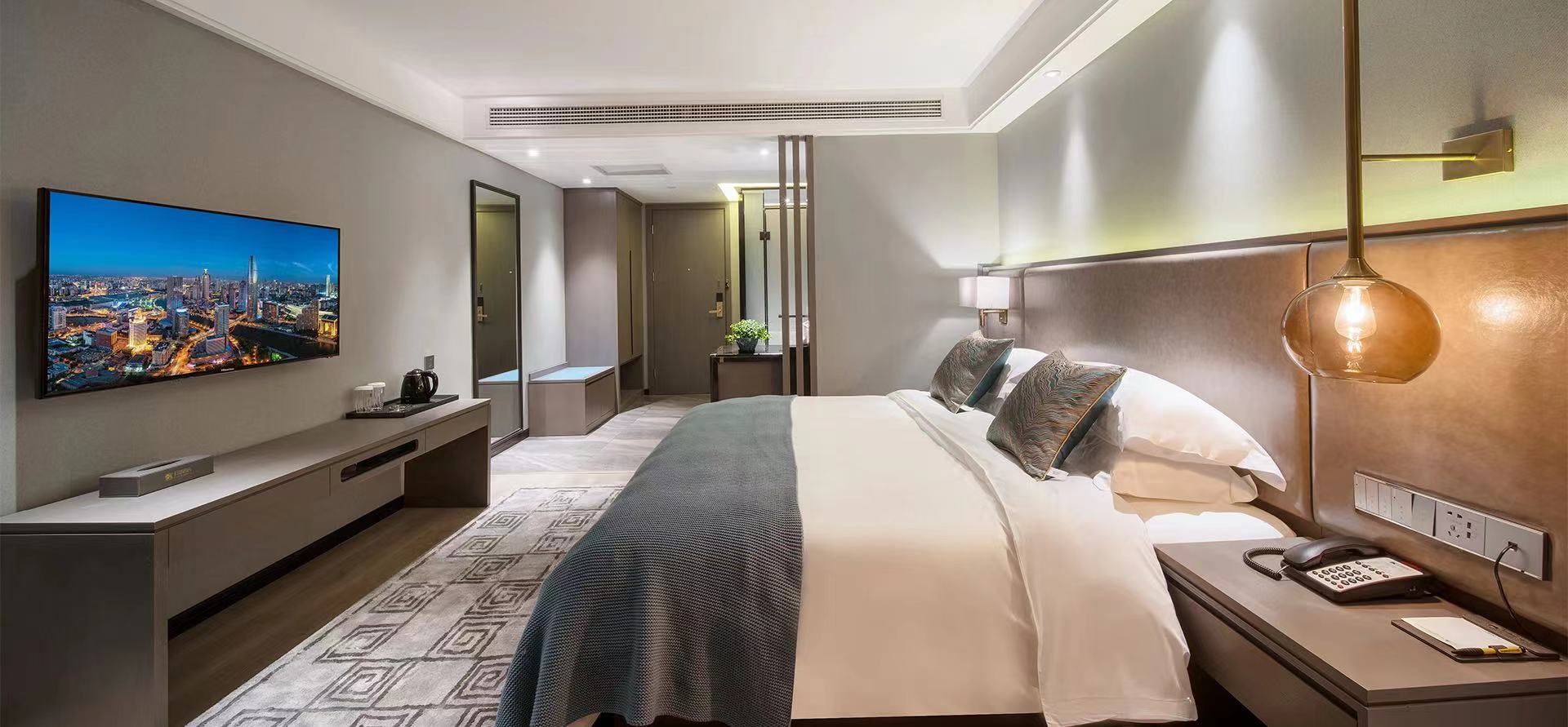 Benefits of Using a Duvet Cover Instead of a Top Sheet