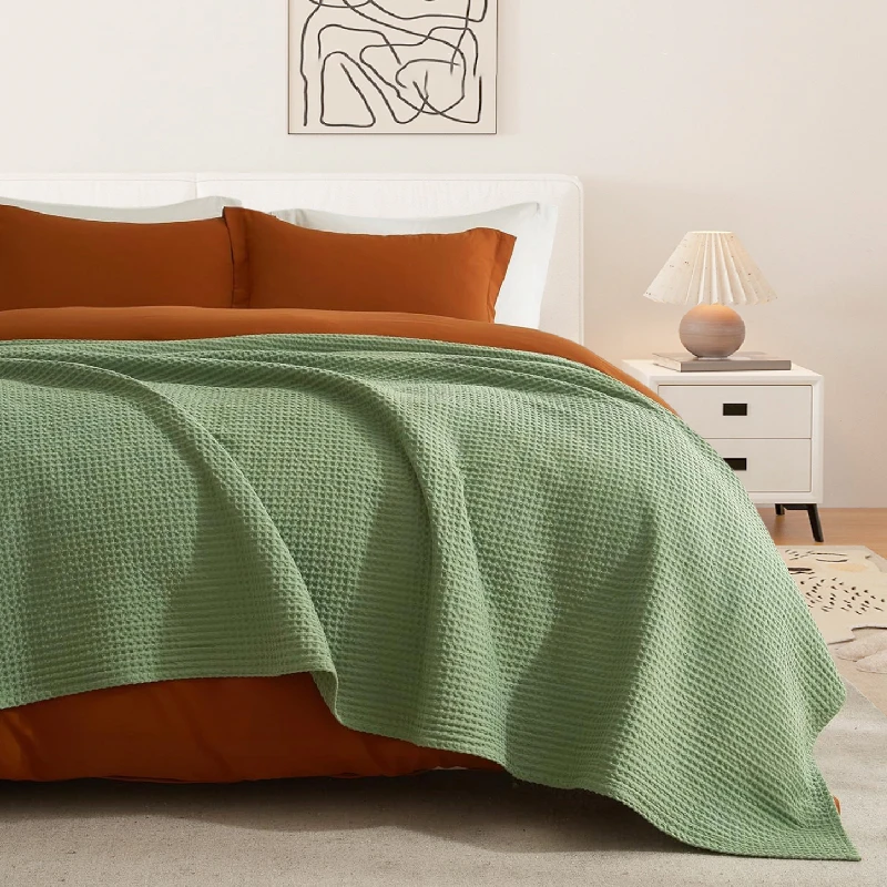 Ultra Soft Waffle Weave Versatile Blanket