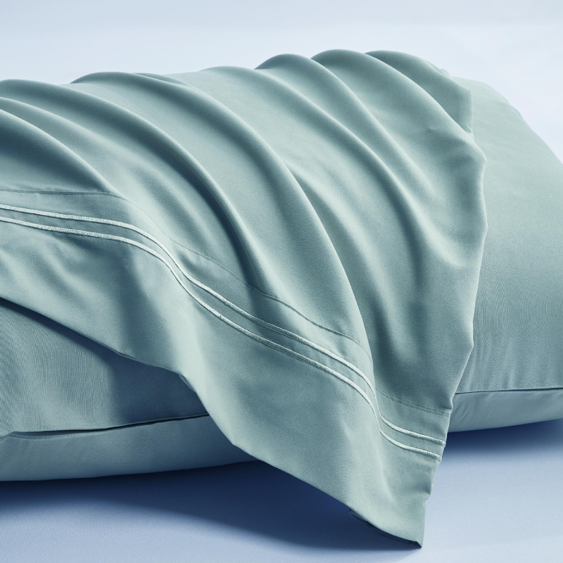 Lightweight Cooling Comforter for Ultimate Sleep Comfort and Refreshing Night Rest