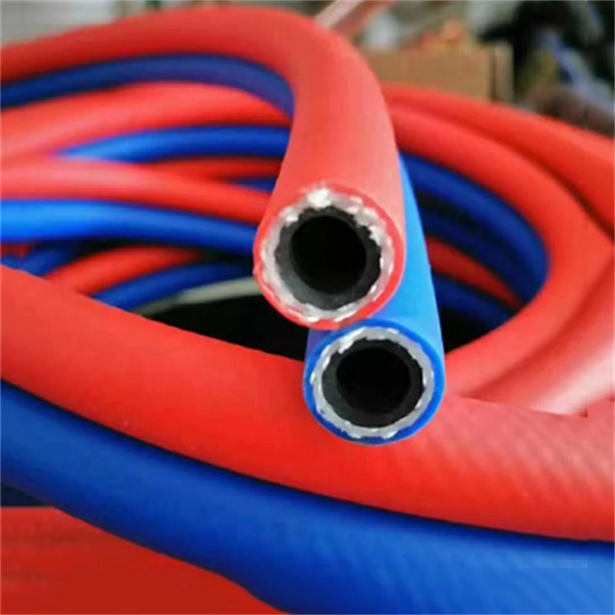 Versatile Polyurethane Tubing for Flexible Applications in Various Industries and Projects Versatile Polyurethane Tubing for Flexible Applications in Various Industries and Projects