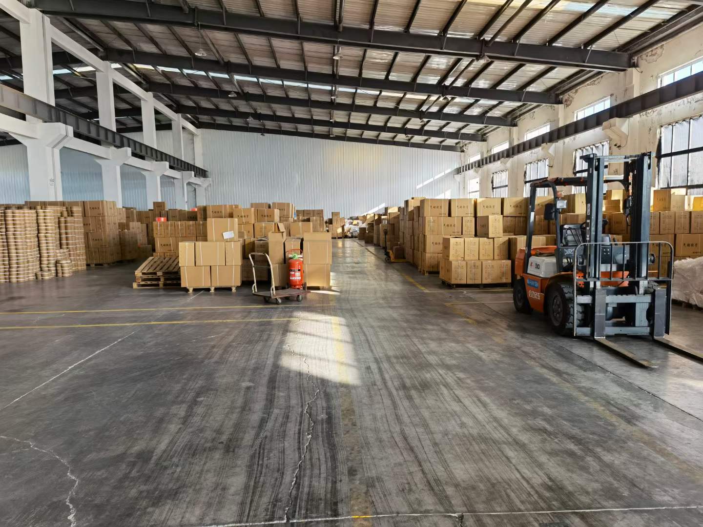 Durable PVC Steel Wire Reinforced Hose for Enhanced Strength and Versatile Applications in Various Environments