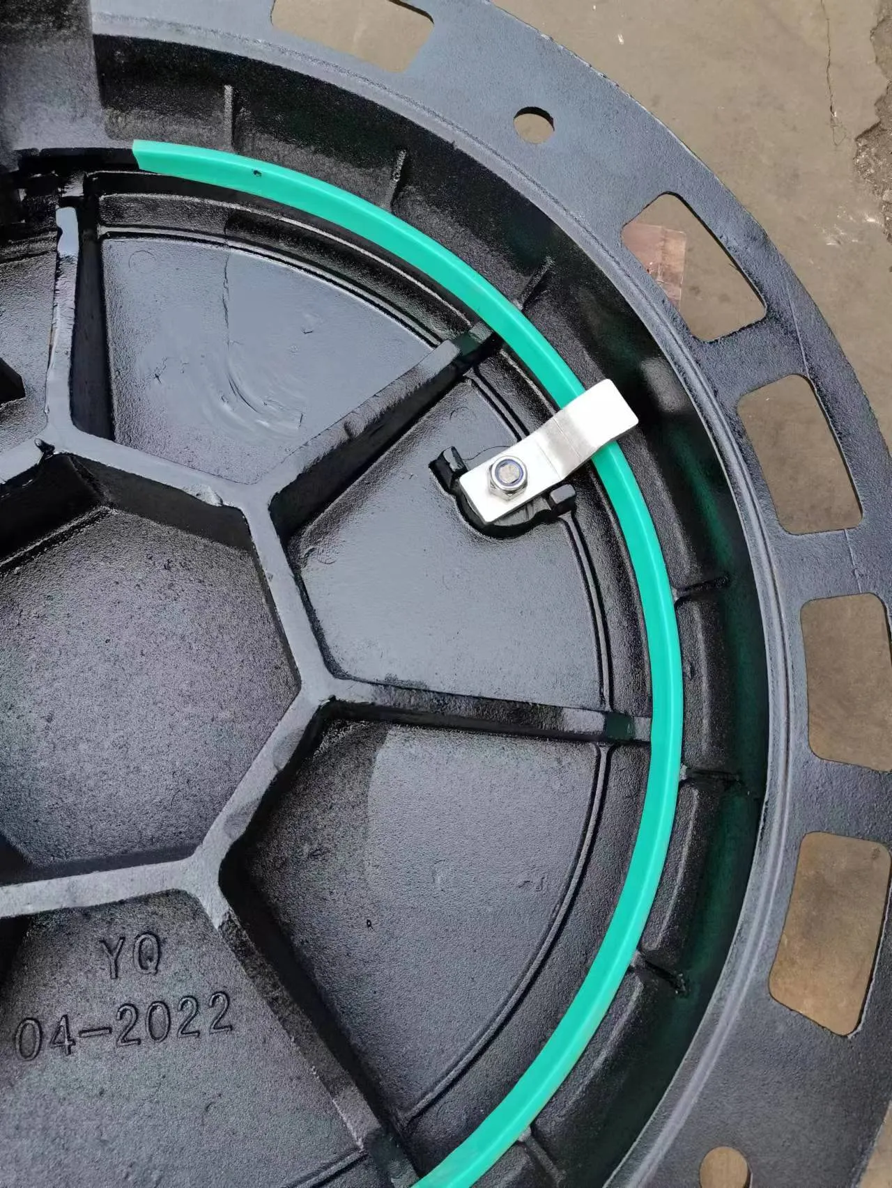 replacement manhole cover