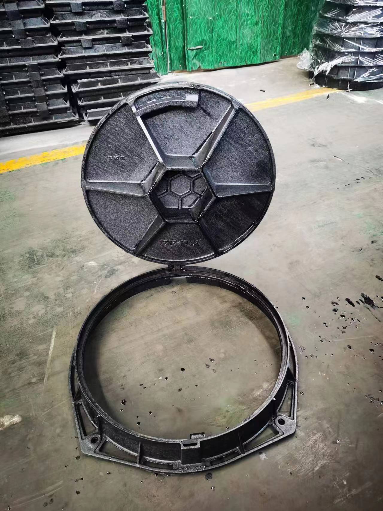 monitoring well manhole cover