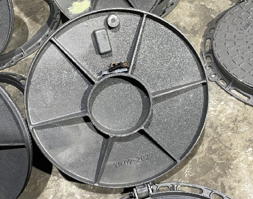 manhole cover 700 x 550