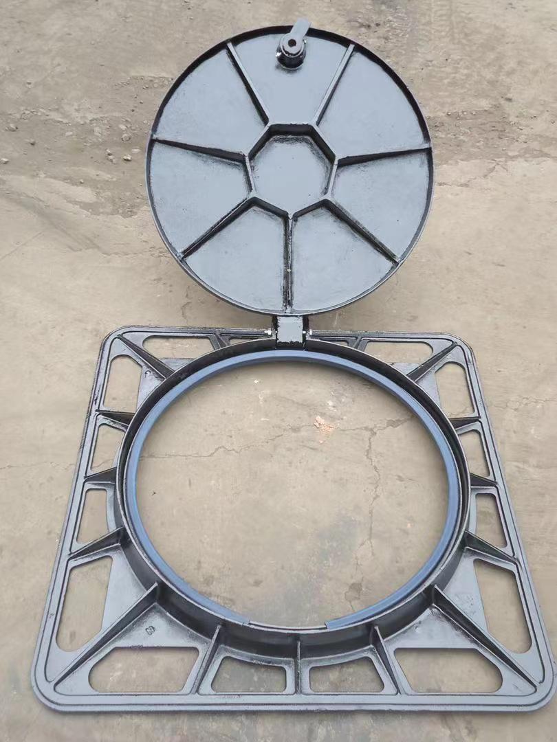 Ductile Iron Manhole Cover and Frame With Safety System