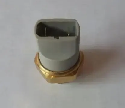 ce64f8f2ad521767f5033df9904e5577_1H0959481B-220-1653