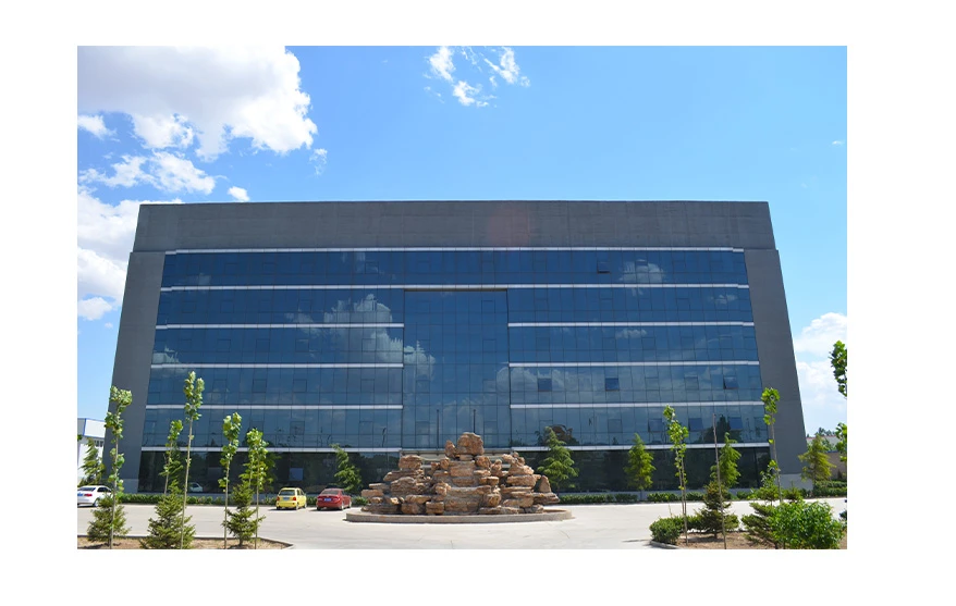 Xingtai Hongri Biotech Co,Ltd locates in No 268 Economic Development Zone of Xingtai Hebei Province, China. We specialized in all kindsof spices which mainly are Chili Powders, Paprika Powders, ChiliFlakes,Dried Chili Pods, turmeric powder ,curcumin ,turmericoleoresin ,Paprika Oleoresin, Capsicum Oleoresin, and Salted ChoppedChili, Chili Paste etc. We are a leading enterprise in the whole spiceindustry in China. We have been awarded as “Provincial Leading Eterprise of Agricultural Industrialization”and “Provincial LeadingEnterprise of Poverty Alleviation”.