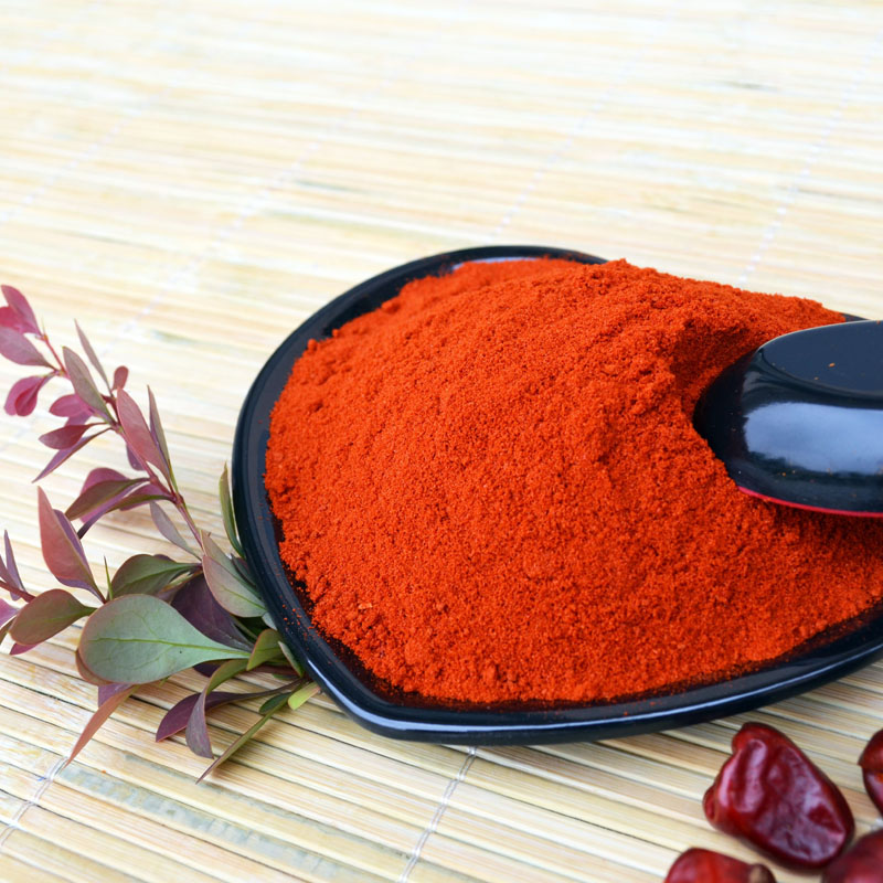 Exploring the Varieties and Uses of Fresh and Dried Chiles in Culinary Traditions