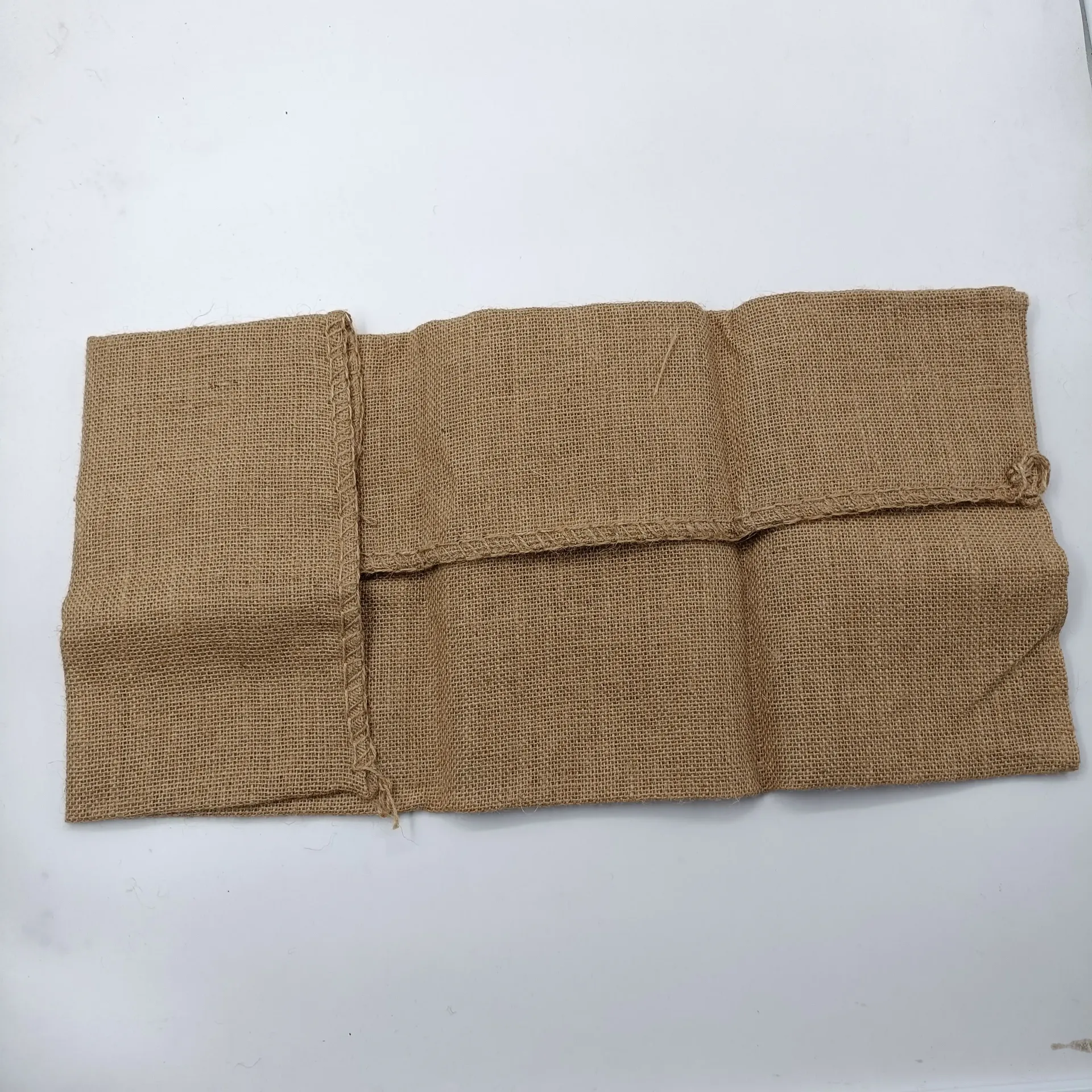 Exploring the Versatility and Eco-Friendliness of Jute in Sustainable Fashion and Home Decor