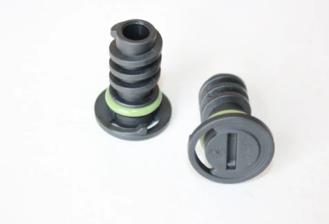 Choosing the Right Oil Drain Plug: A Guide to Quick Drain, Universal, and Self-Tapping Options