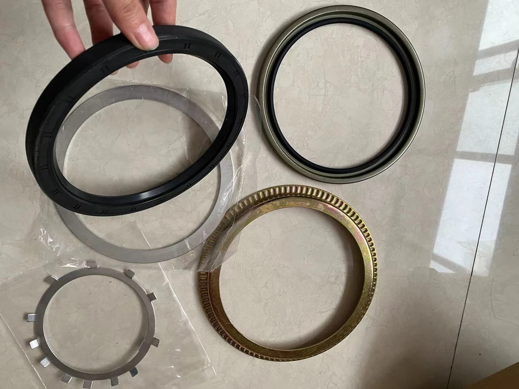 Understanding the Customization Needs for Gaskets and Seals in Vehicle Repair Kits