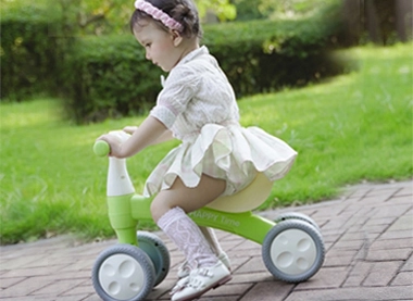 Best Deals on Children's Scooters for Sale Today