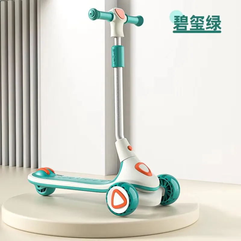 Cute scooter customizable logo children's scooter - 3-wheel?