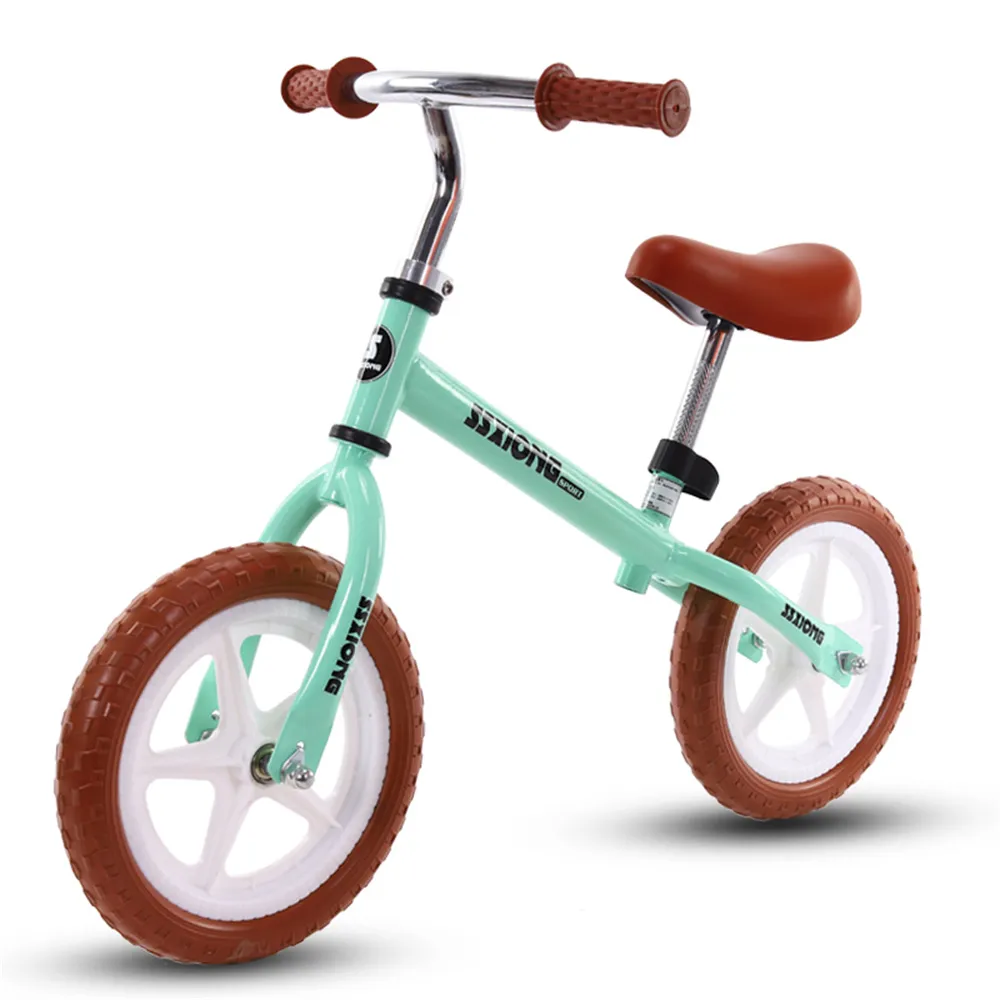 Tyttöjen pyöräteollisuus nuoremmille polkijoille