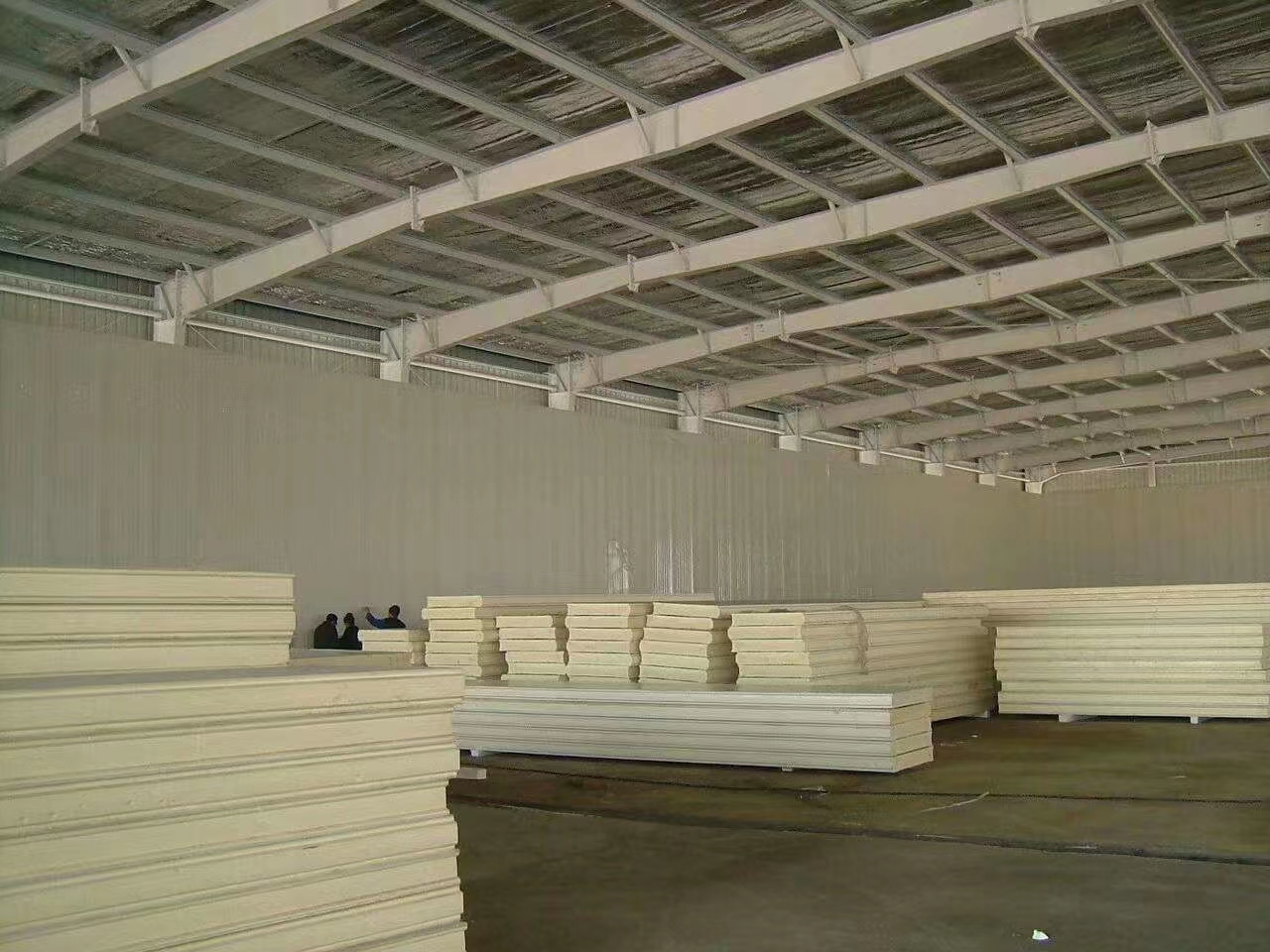 डाइकिन फैक्ट्री में कंडेंसिंग यूनिट का उत्पादन और प्रक्रिया जानकारी