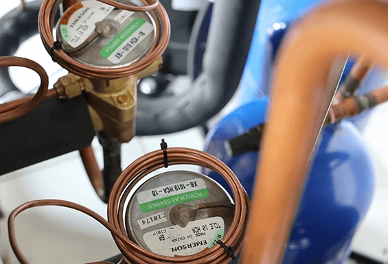 Ice House Production Facilities and Their Innovative Machinery Solutions in Manufacturing