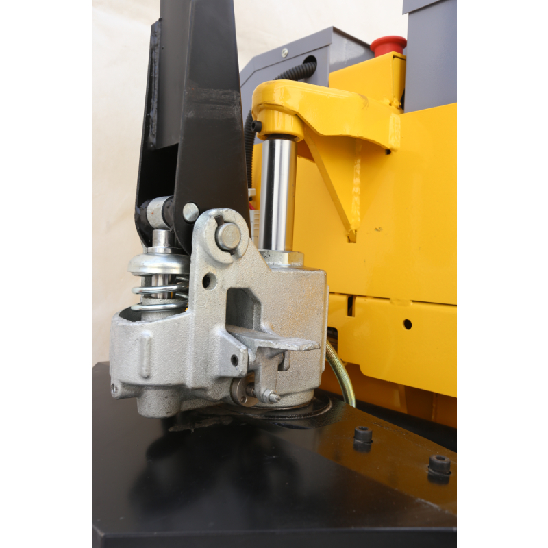 Reliable 3 Ton Chain Hoist for Heavy Lifting and Industrial Applications