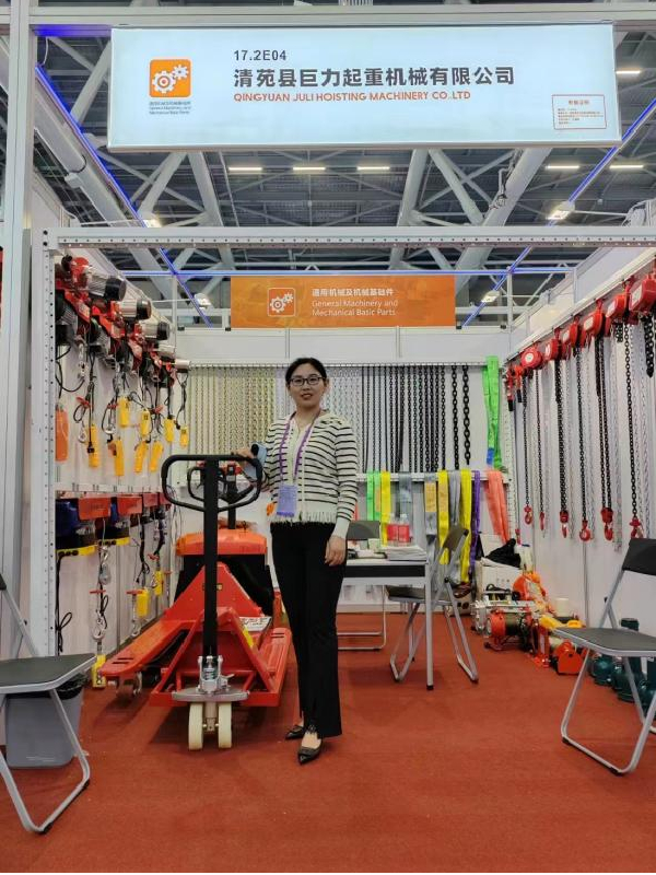 electric cable hoist with wireless remote control electric cable hoist with wireless remote control