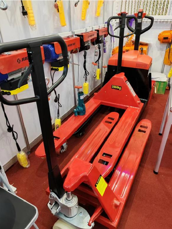 Versatile Hand Pump Truck for Efficient Material Handling and Transport Solutions Versatile Hand Pump Truck for Efficient Material Handling and Transport Solutions