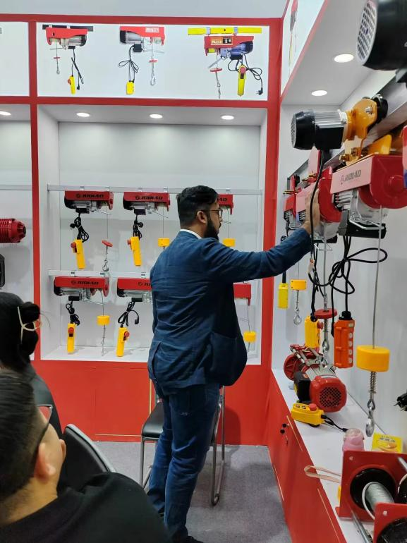 pa micro electric rope hoist