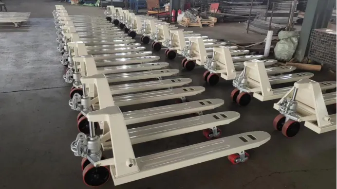 Understanding the Benefits and Features of Mechanical Pallet Trucks for Efficient Warehousing