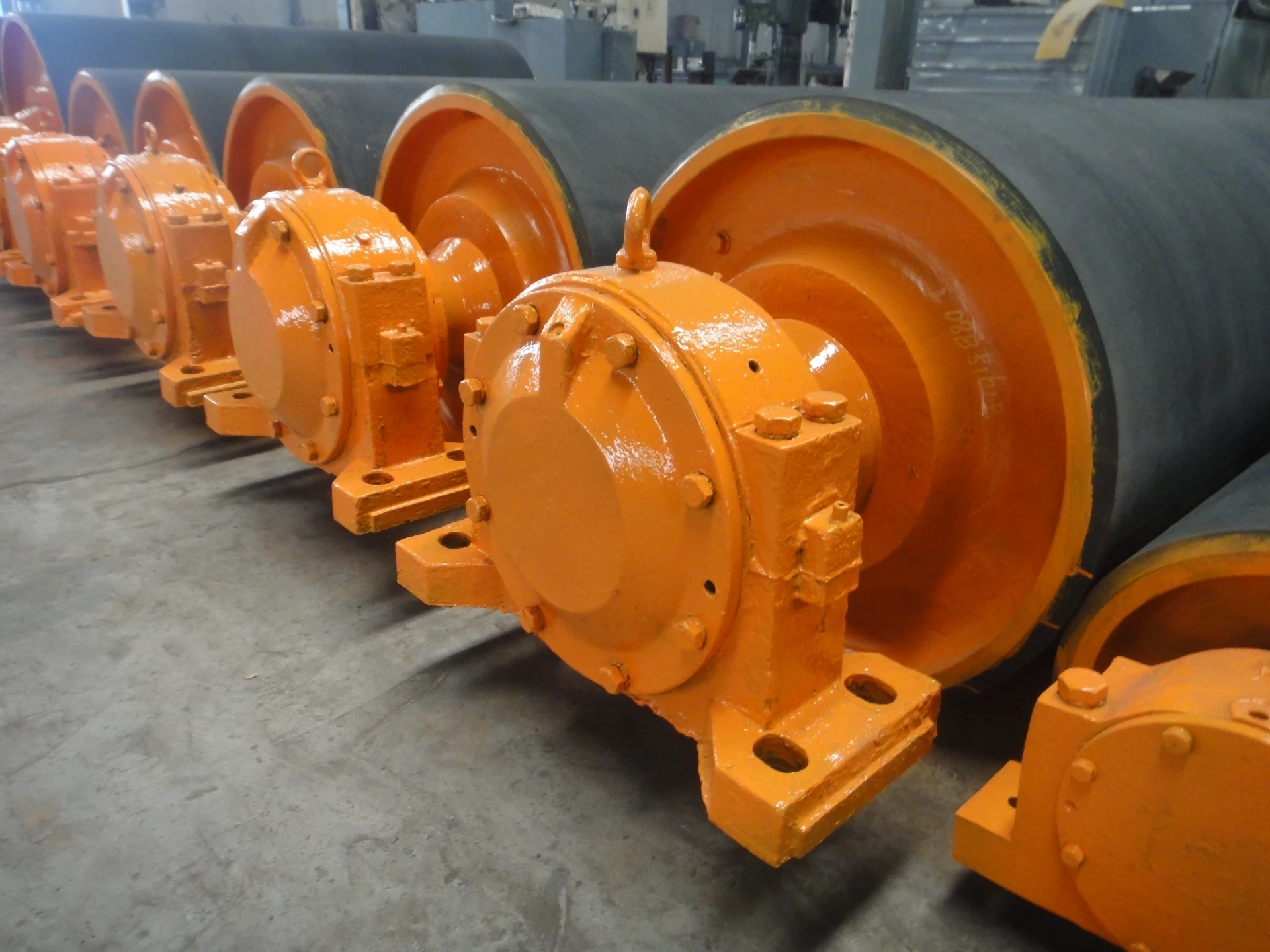 Conveyor Pulleys: The Key to Efficiency and Versatility