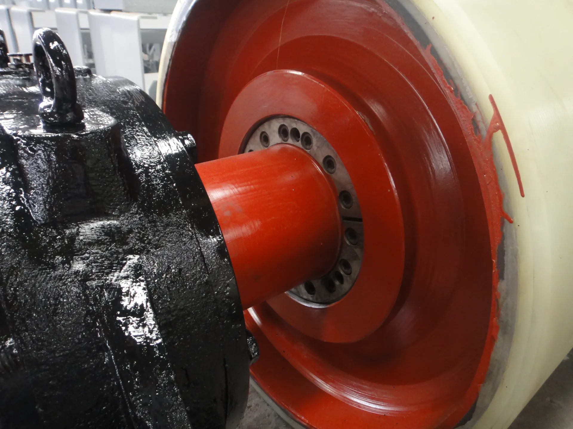 Enhancing Conveyor Efficiency with Polyurethane Pulley Solutions