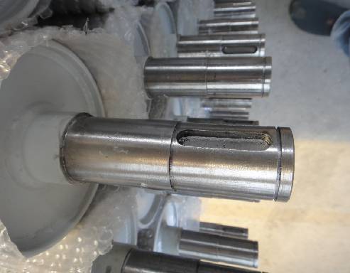 Efficient Solutions for Conveyor Belt Cleaning in Industrial Applications