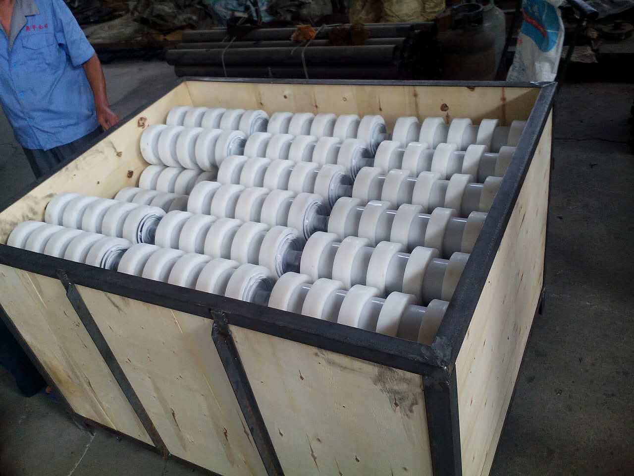 Conveyor System Design for Head and Tail Pulleys Optimization