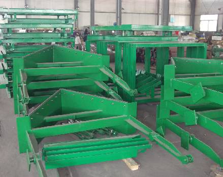 Essential Components and Accessories for Roller Conveyor Systems in Industrial Applications