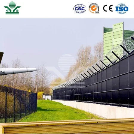 chain link construction fence