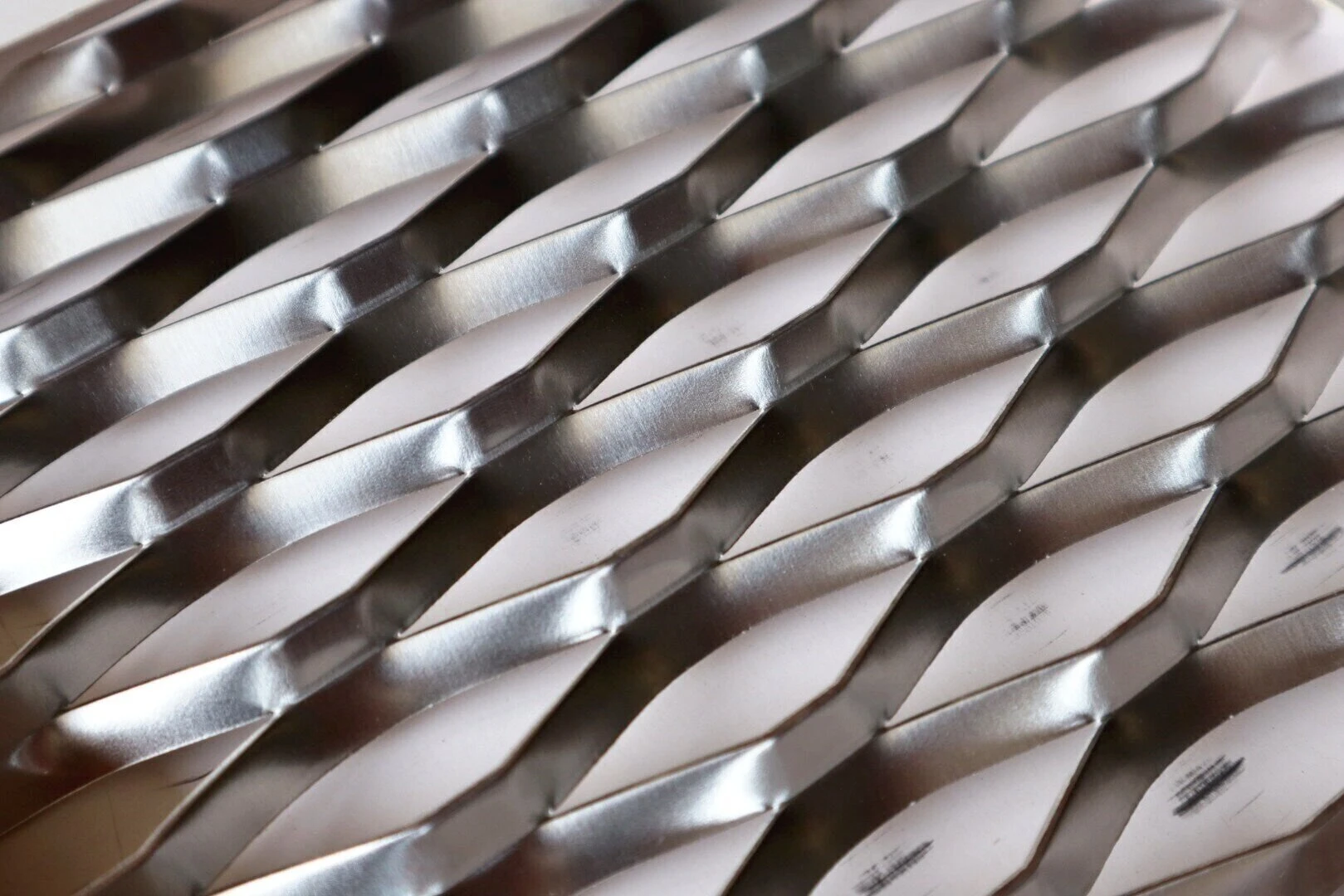 Innovative Solutions for Reducing Highway Noise with Sound Barriers