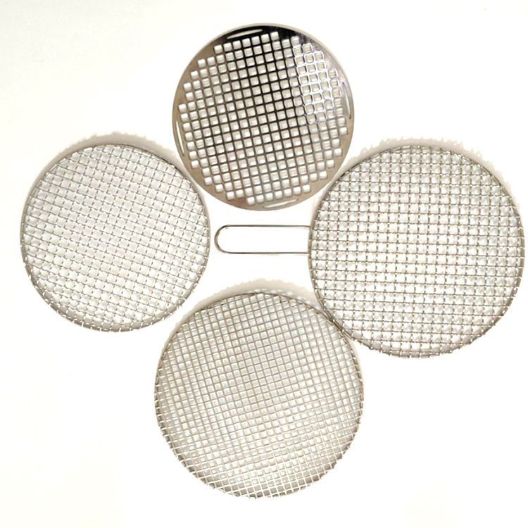 driveway chain fence