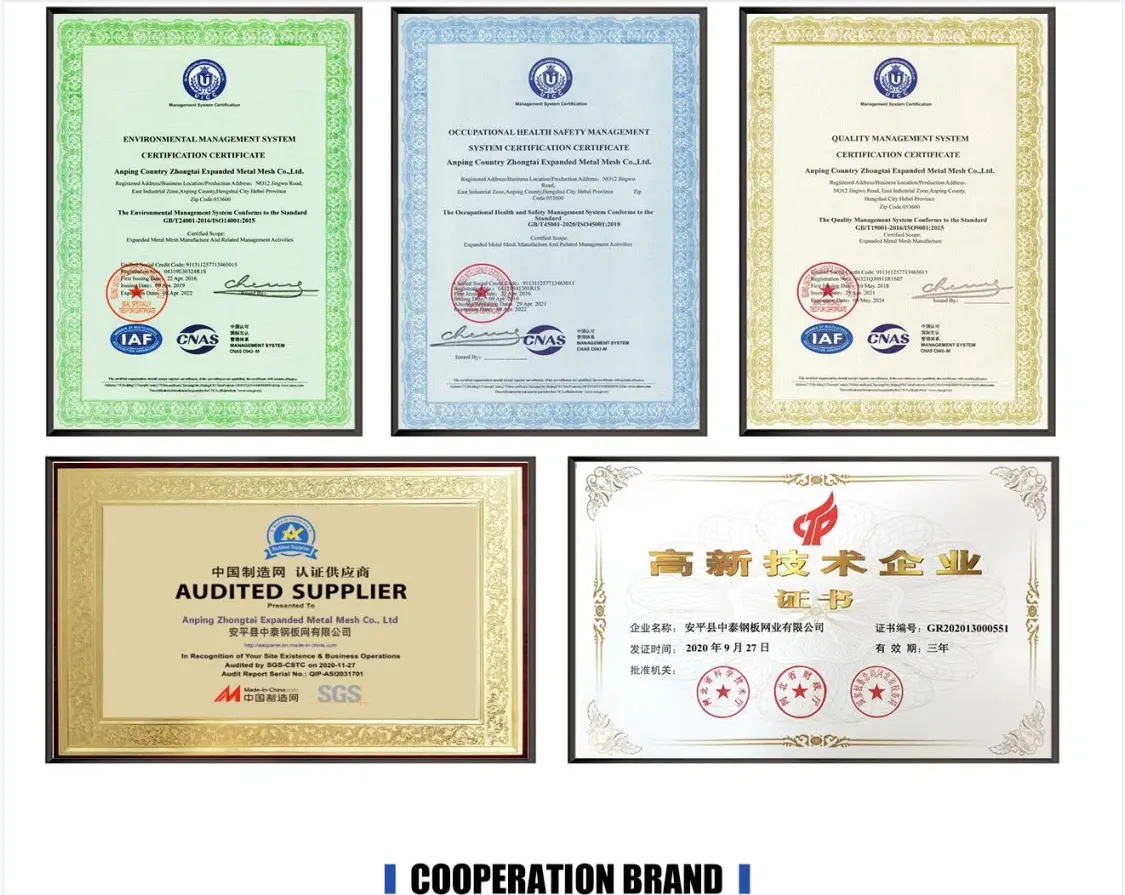 Barb Wire Fence Roll China Wholesalers 300mm 450mm 730mm Diameter PVC Coated Barbed Wire Mesh Used for Metal Security Fences