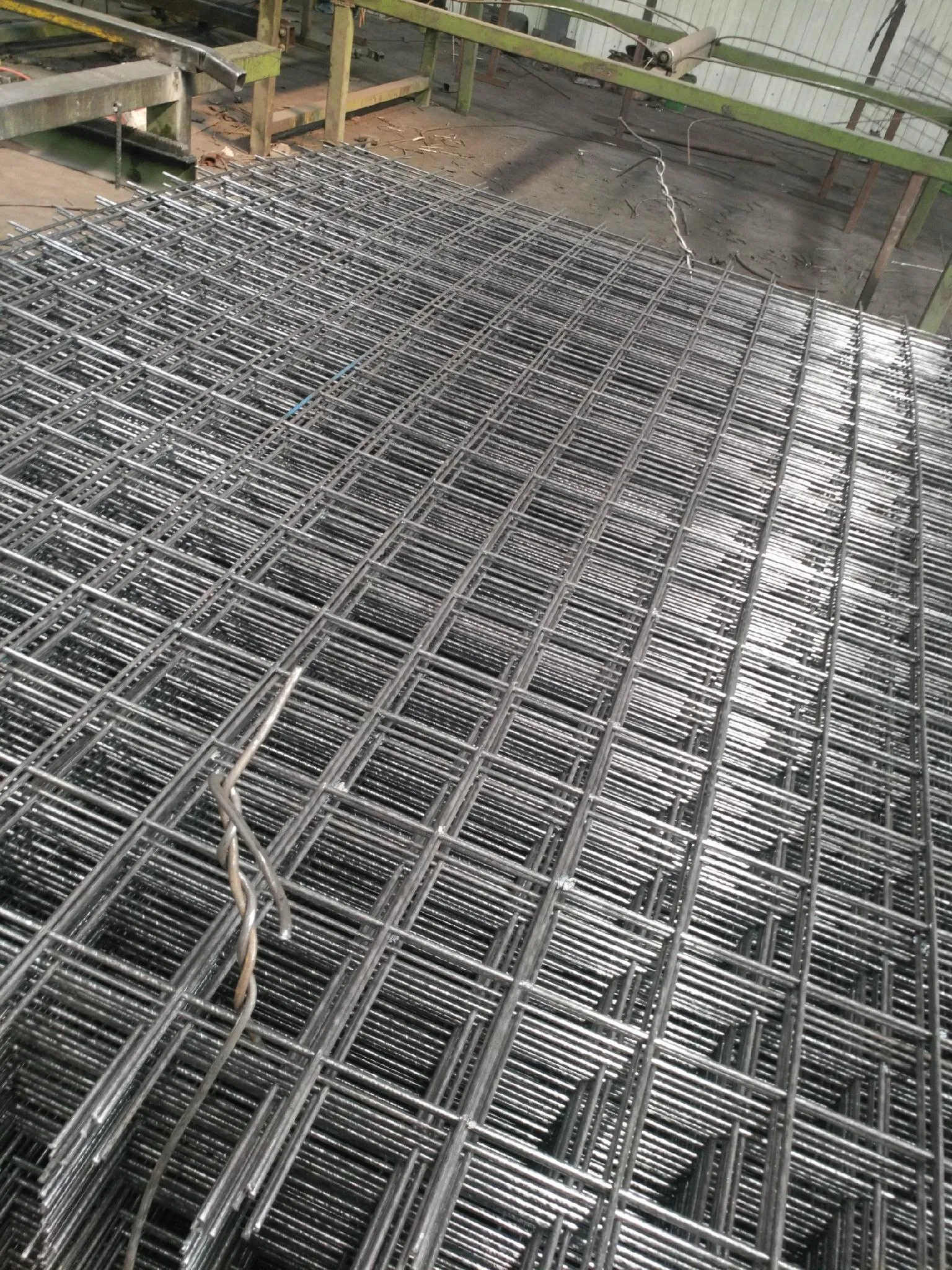 Choosing the Right Fence Mesh